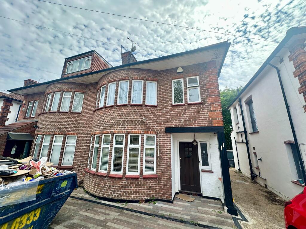 Main image of property: Walmington Fold, Woodside Park N12