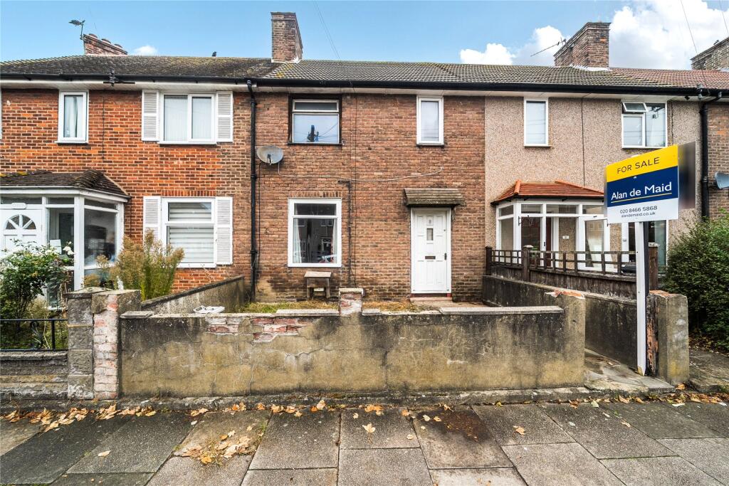 4-bed terraced on Downham Way, Bromley, £400,000