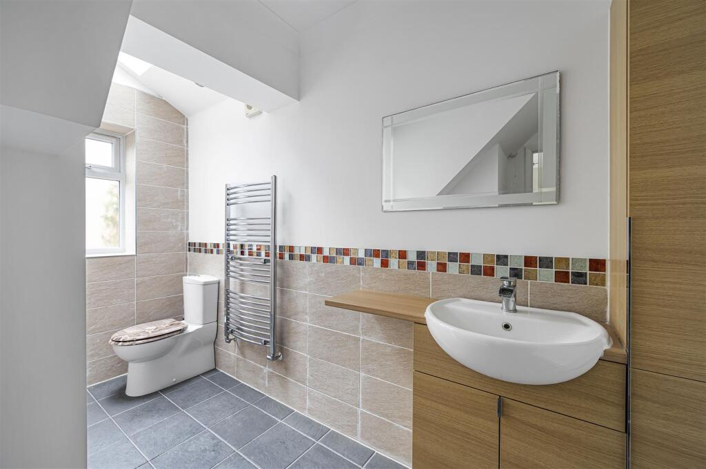 House in Brighton - View 4