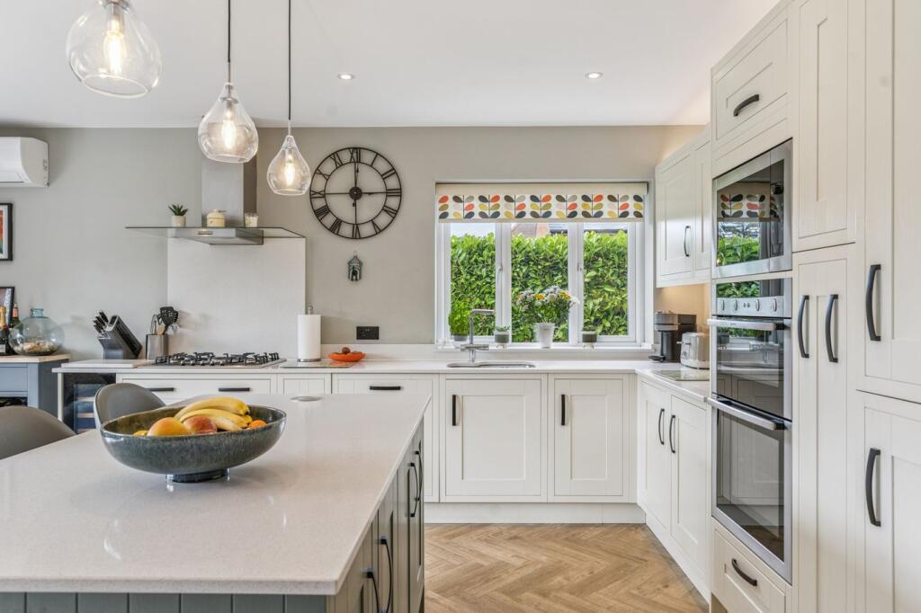 House in Stevenage - View 4
