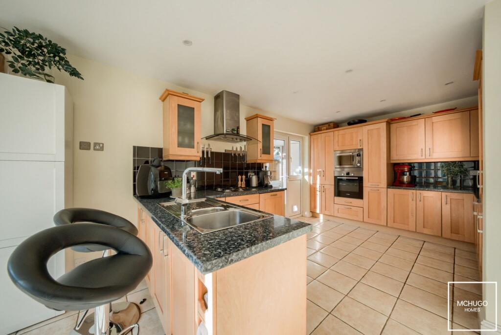 Astonbury, Birmingham, B15 photo 5