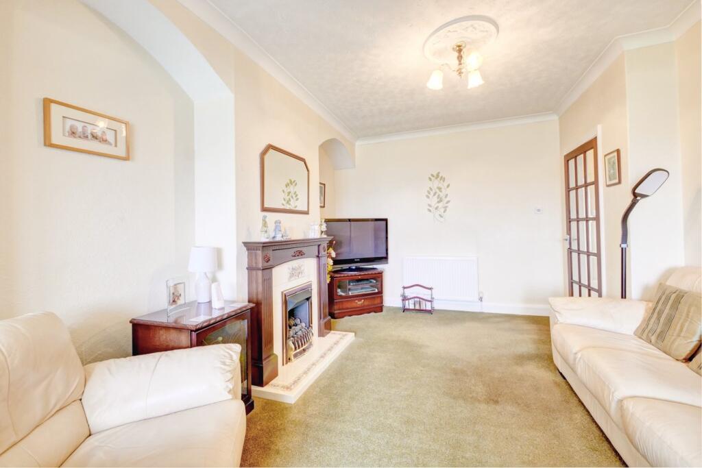 Hawks Road, Hailsham, BN27 - View 6
