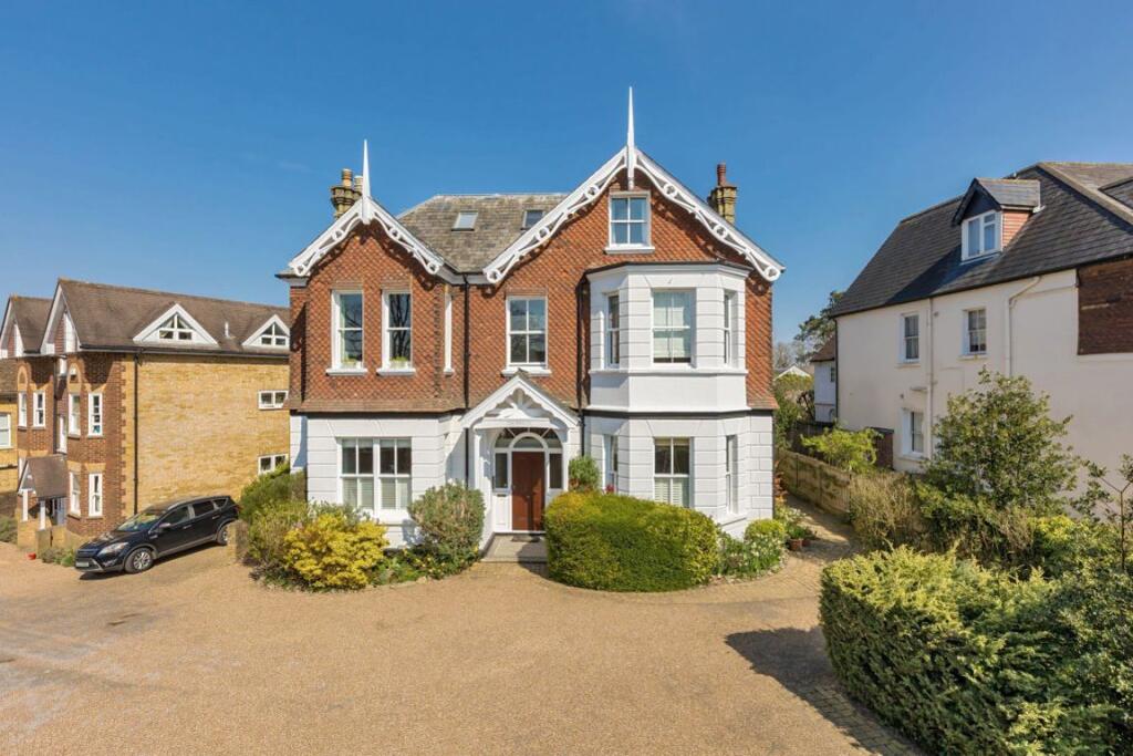 Main image of property: Granville Road, Sevenoaks TN13 1EZ