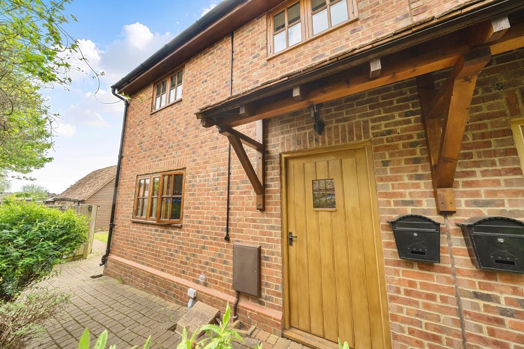 Main image of property: White Horse Mews, Thame, OX9