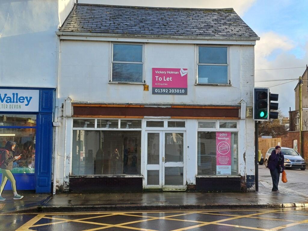 Main image of property: 32 Cowick Street, Exeter, Devon, EX4 1AL