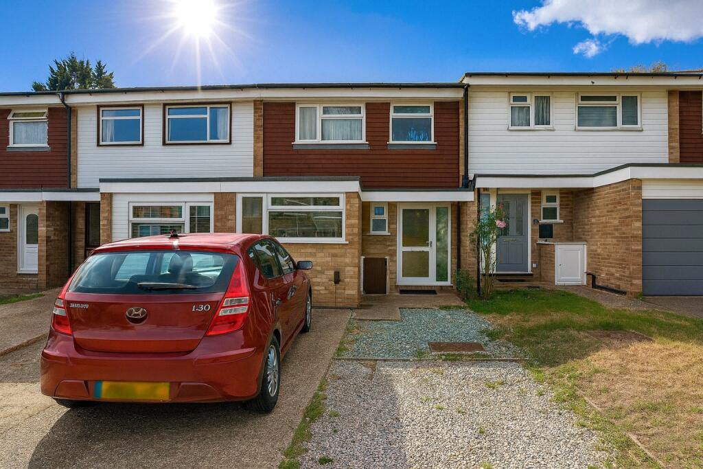 Main image of property: Guildford Park Avenue, Guildford, Surrey, GU2