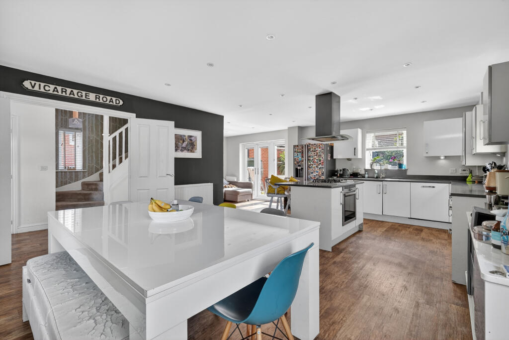 Provost Lea, Bracknell, RG12 - View 3