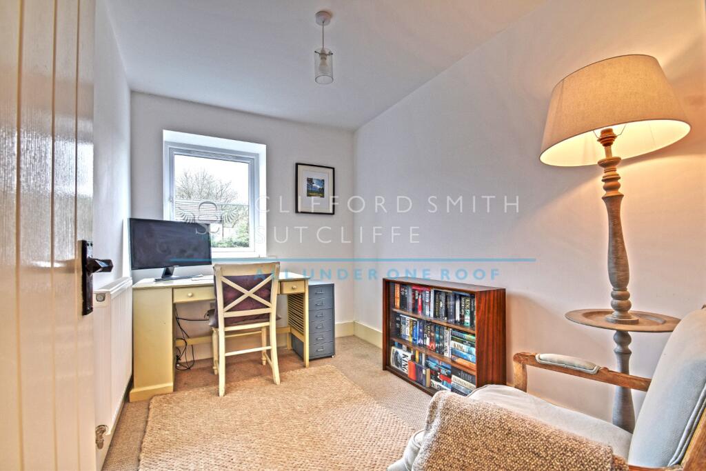 Additional image 21 of Pendle Lane, Fence