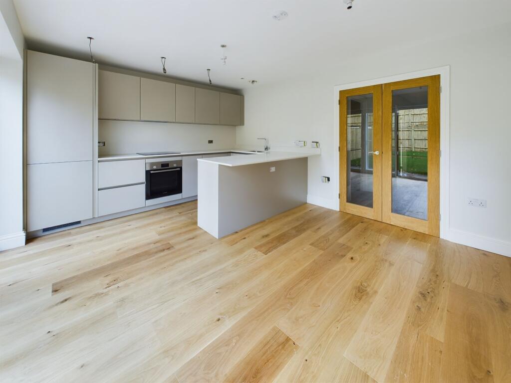 House in Tonbridge - View 2