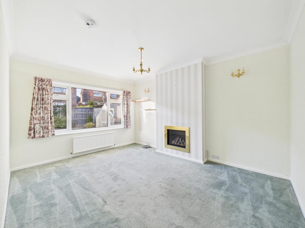 Lea Drive, Mickleover photo 2