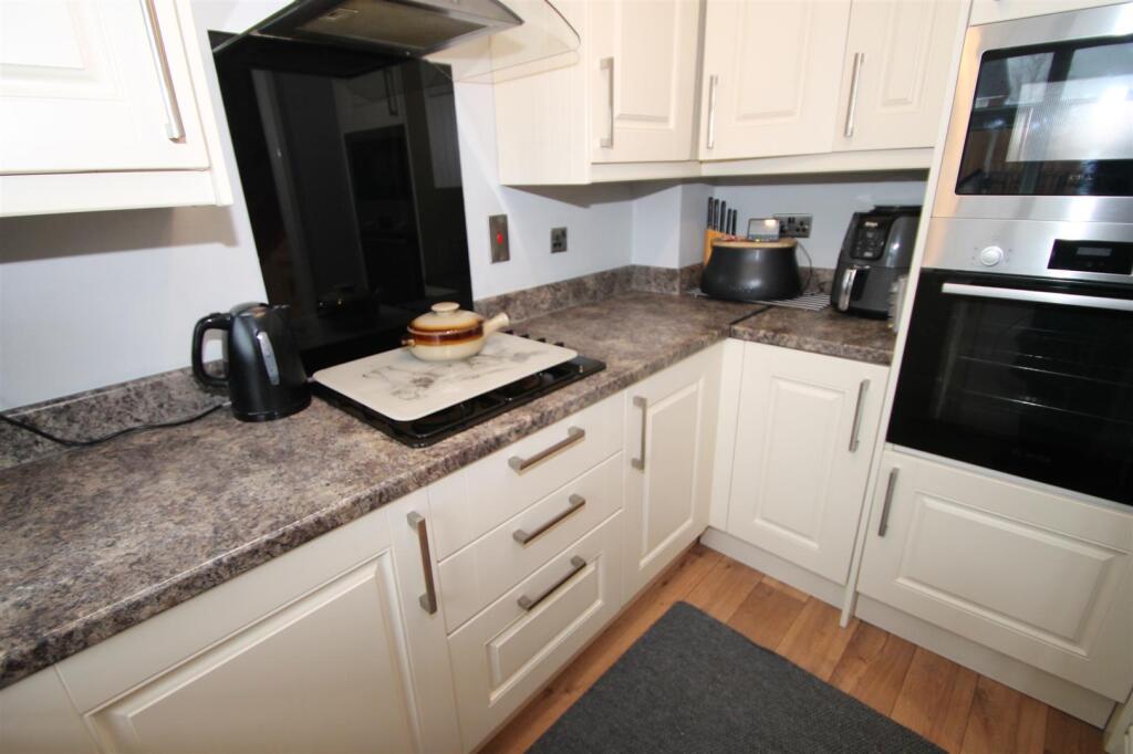 Additional image 11 of Barnswood Close, Halesowen