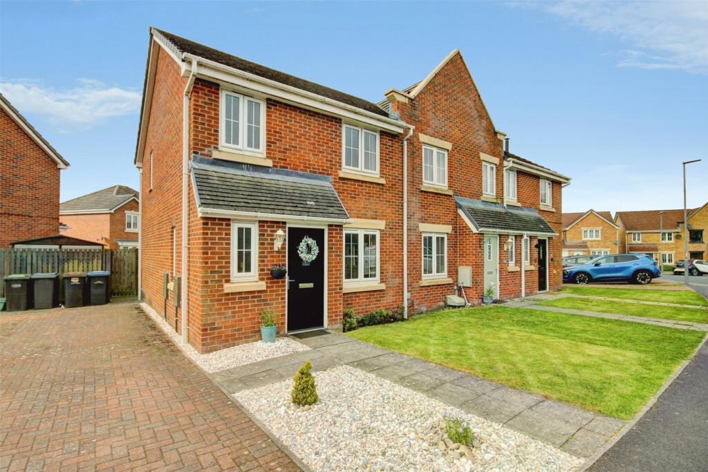 3-bed terraced on Arkless Grove, The Grove, Consett, DH8, £145,000