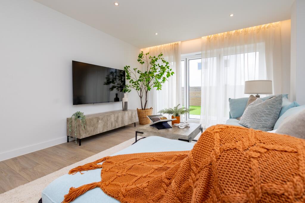 Additional image 19 of 302 Sandbanks Road, Lilliput, Poole