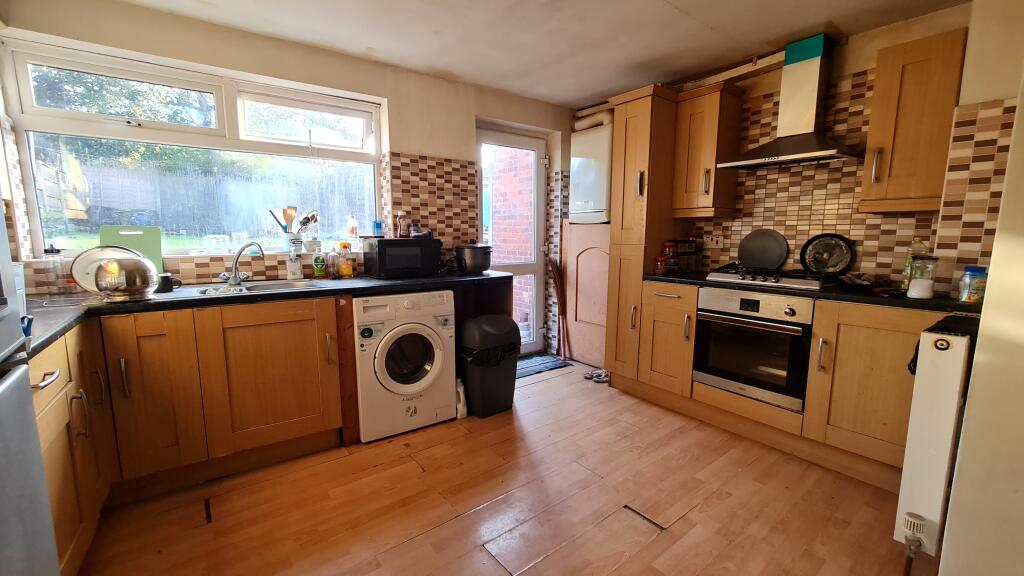 House in Walsall - View 5