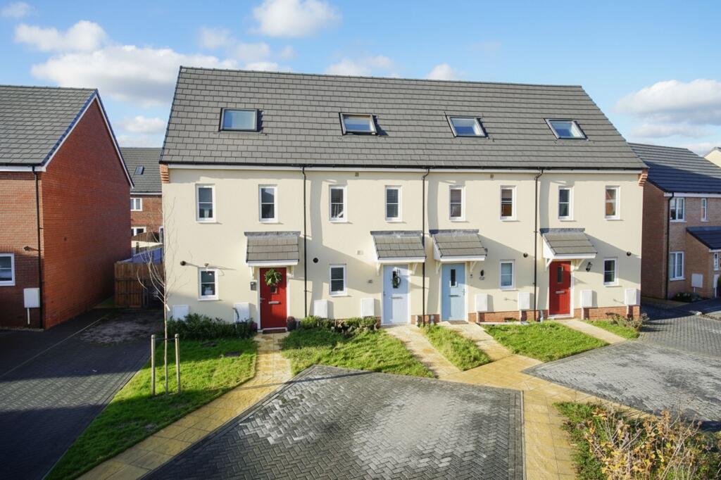 Main image of property: Ladys Mantle Way, Easton, Norwich