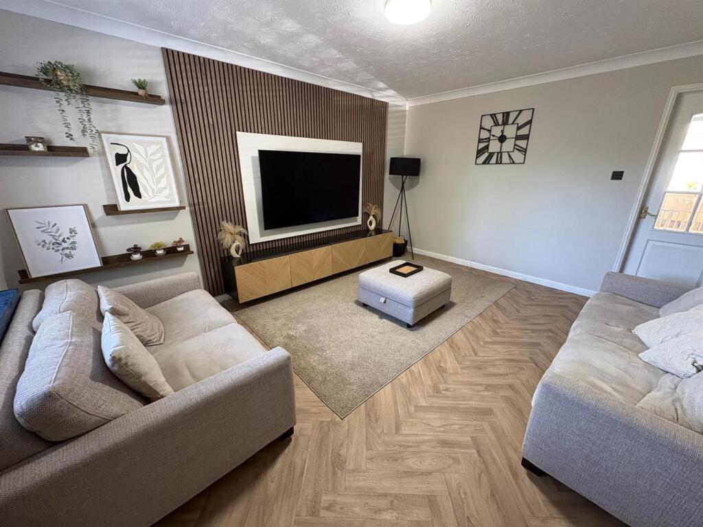 House in Bradford - View 4