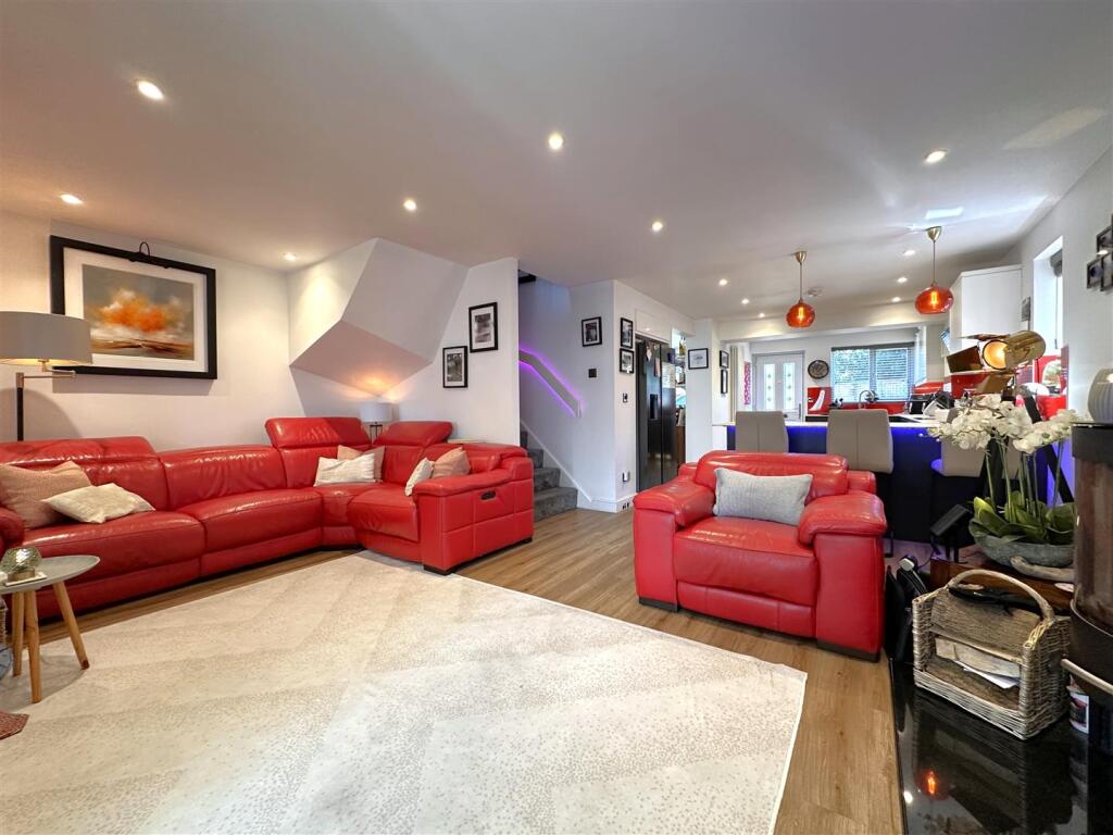 House in Newark and Sherwood, Newark - View 2