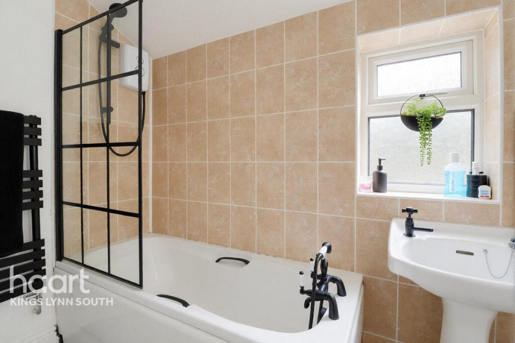 House in King's Lynn and West Norfolk, Tilney St. Lawrence - More