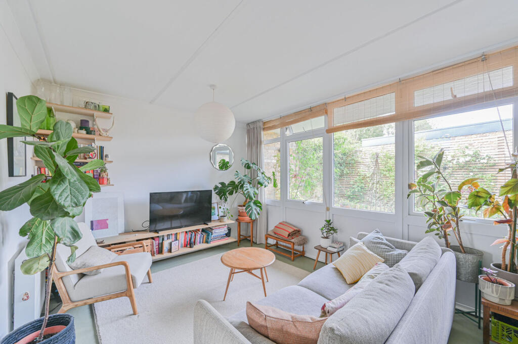 Main image of property: Dingley Lane, Streatham, London, SW16