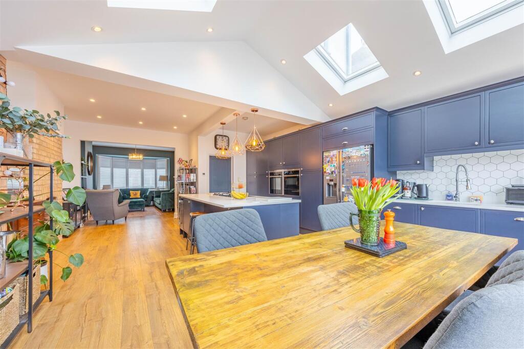 House in Southend-on-Sea, Eastwood - View 3