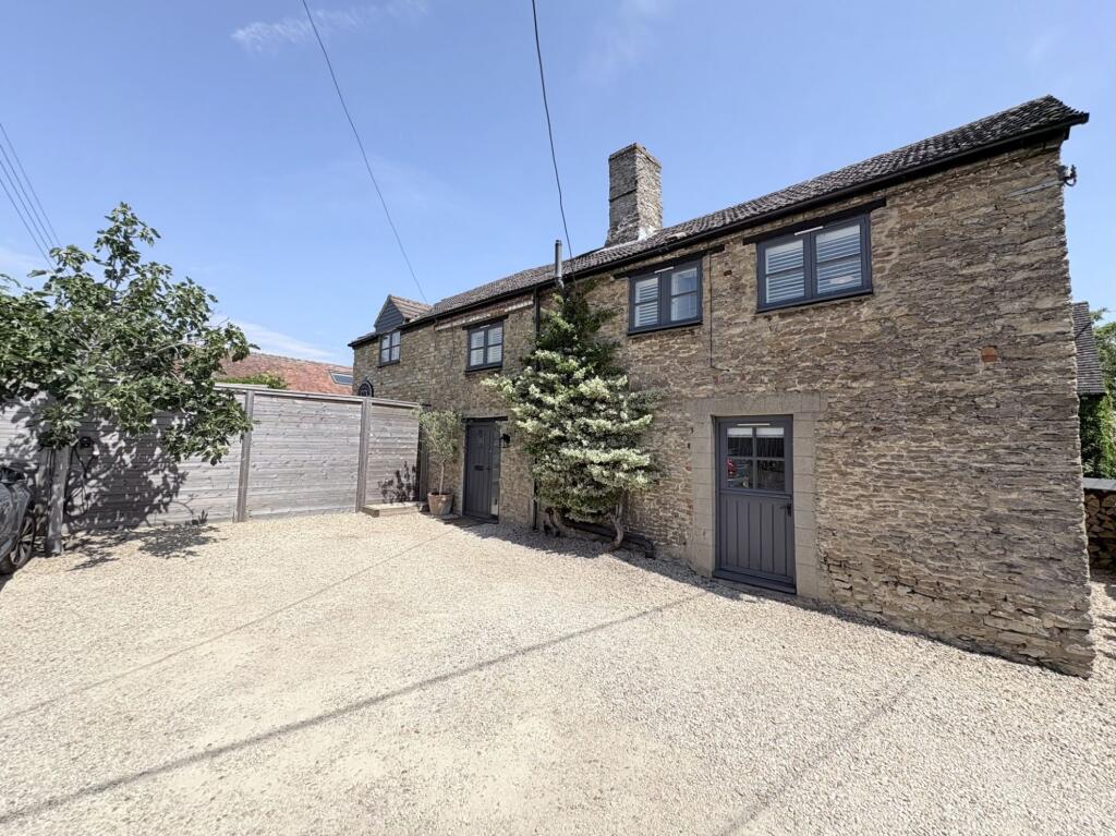 Main image of property: Packhorse Lane, Marcham, OX13
