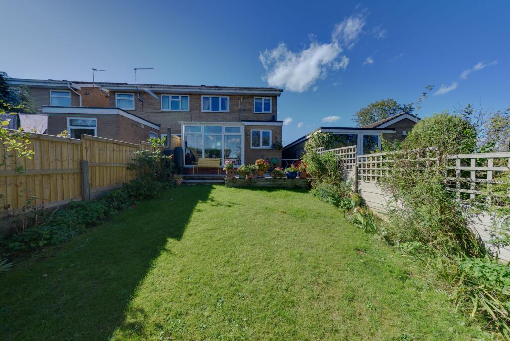 House in Congleton, Hightown - View 2