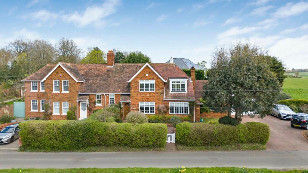 Main image of property: Essenwell Cottage, Cucumber Lane, Essendon, AL9