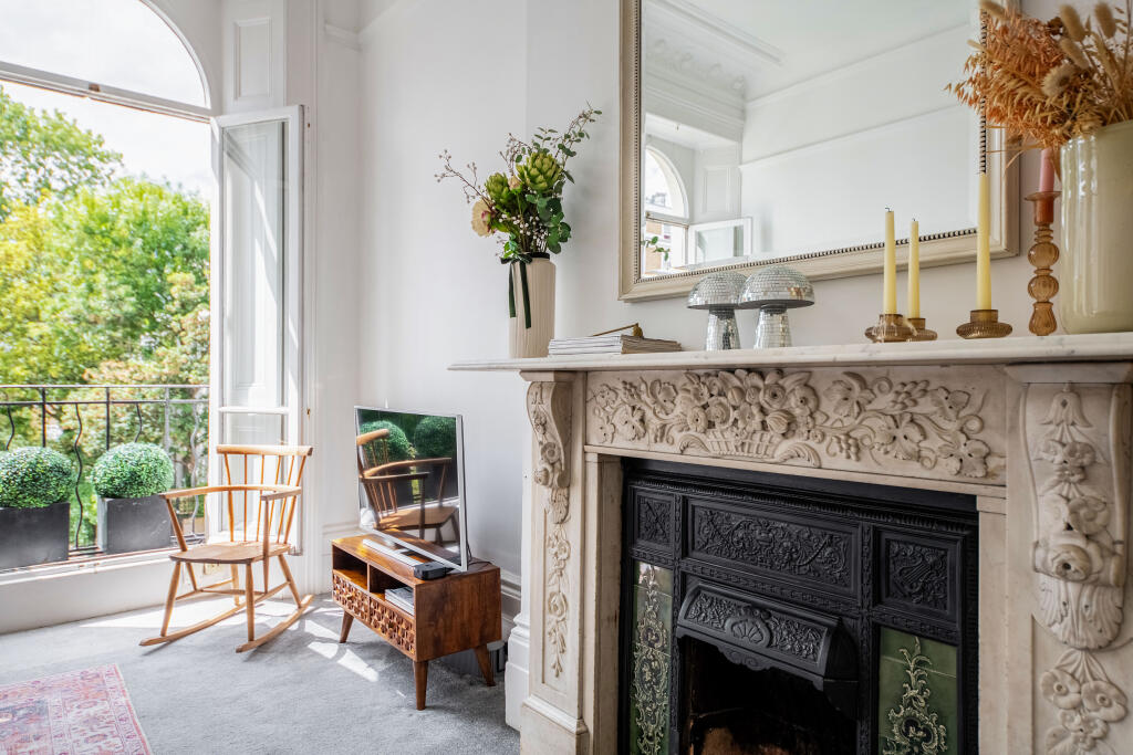 Apartment in London, Royal Borough of Kensington and Chelsea - View 3
