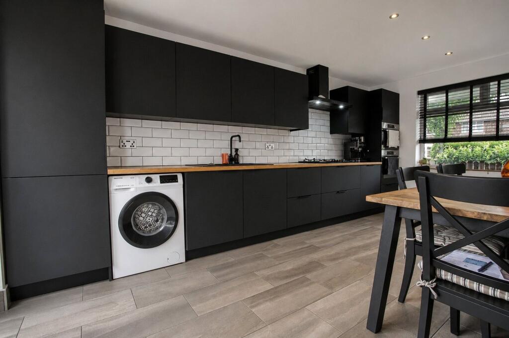 House in Billingham, Stockton-on-Tees - View 3