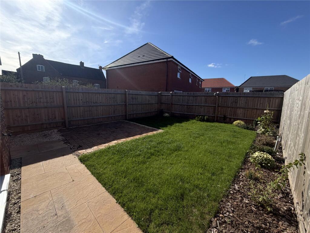 House in Tamworth, Coton Farm - View 2