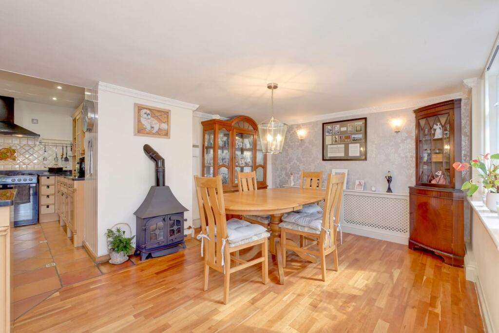 West End, Herstmonceux, BN27 photo 4