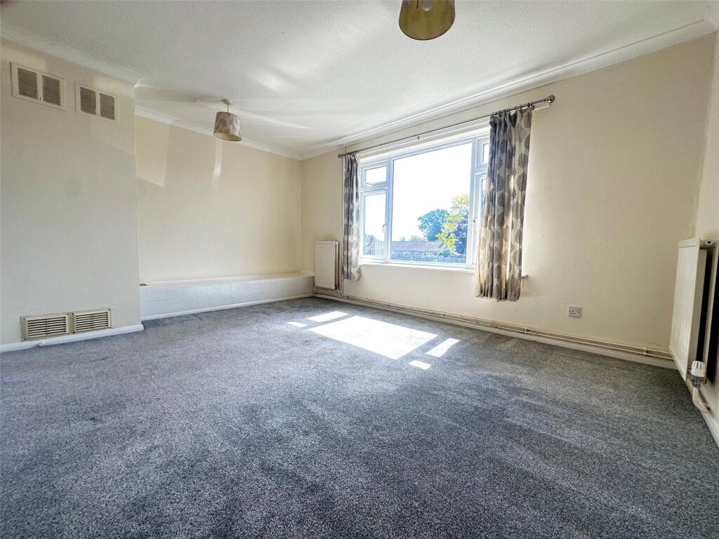 Apartment in Mid Suffolk, Stowmarket - View 3