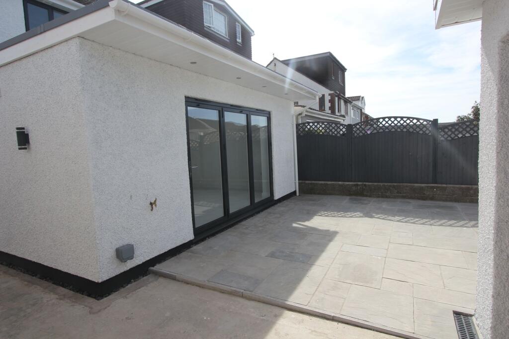 Four Acre, Llantwit Major, CF61 photo 2