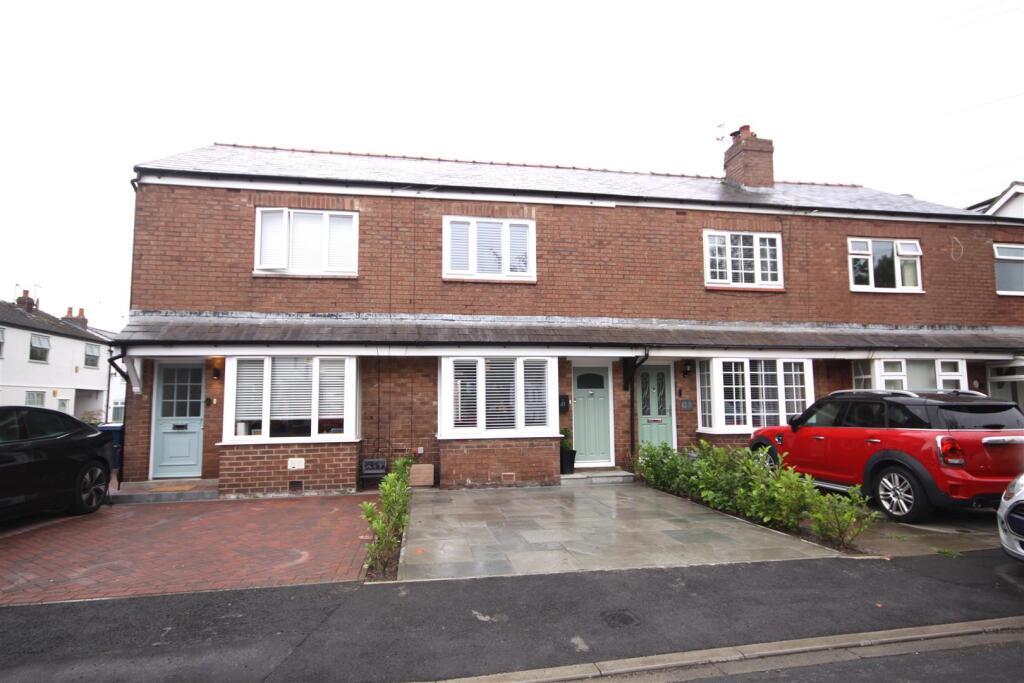 Main image of property: Middlewood Road, Aughton, Ormskirk
