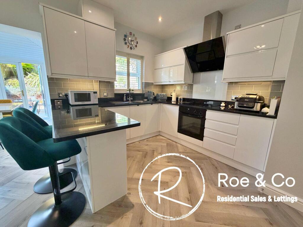 House in Bolton, Markland Hill - View 5