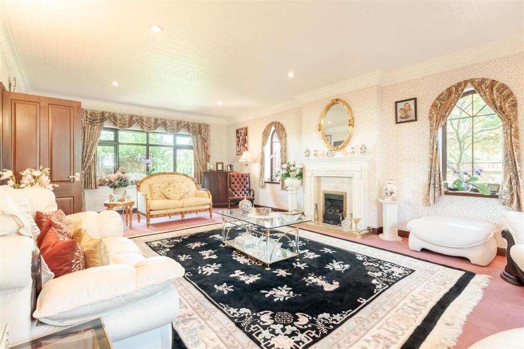 House in Dalton-in-Furness, Hawcoat, Barrow - View 4