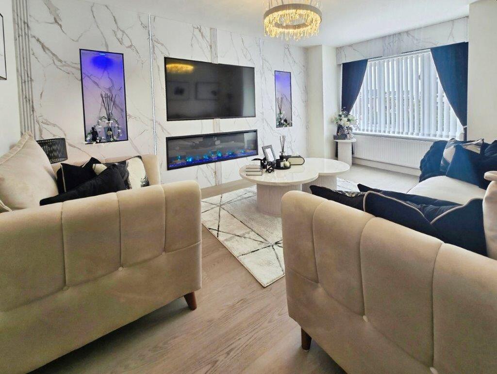 House in Gateshead, Ryton - View 3
