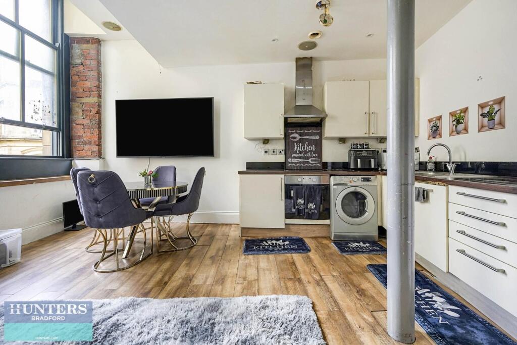 Additional image 4 of Albion House, 4 Hick Street Bradford, BD1 5AW