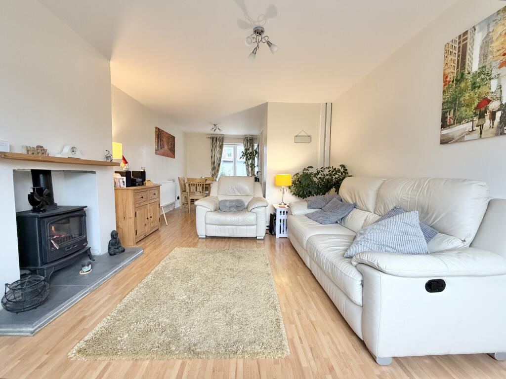 Newland Court, Wakefield, West Yorkshire photo 4