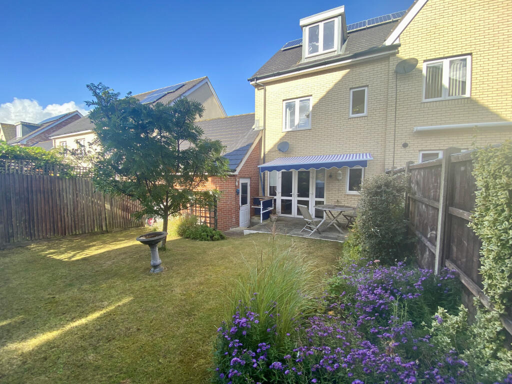 Main image of property: Black Knight Close, East Cowes, Isle of Wight