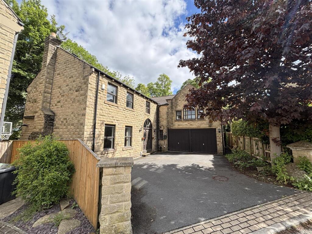 Main image of property: Forge House, 5 Ashford Manor, Fenay Bridge, Huddersfield, HD8 0JY
