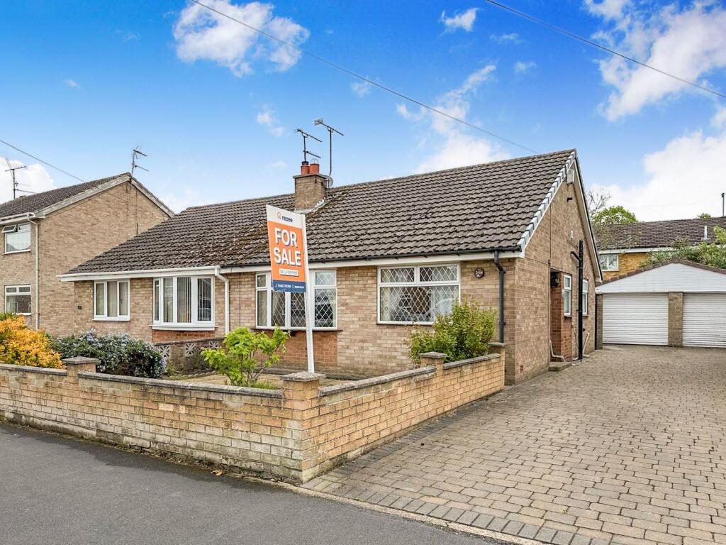 Main image of property: Stanbury Road, Hull, HU6 7BU