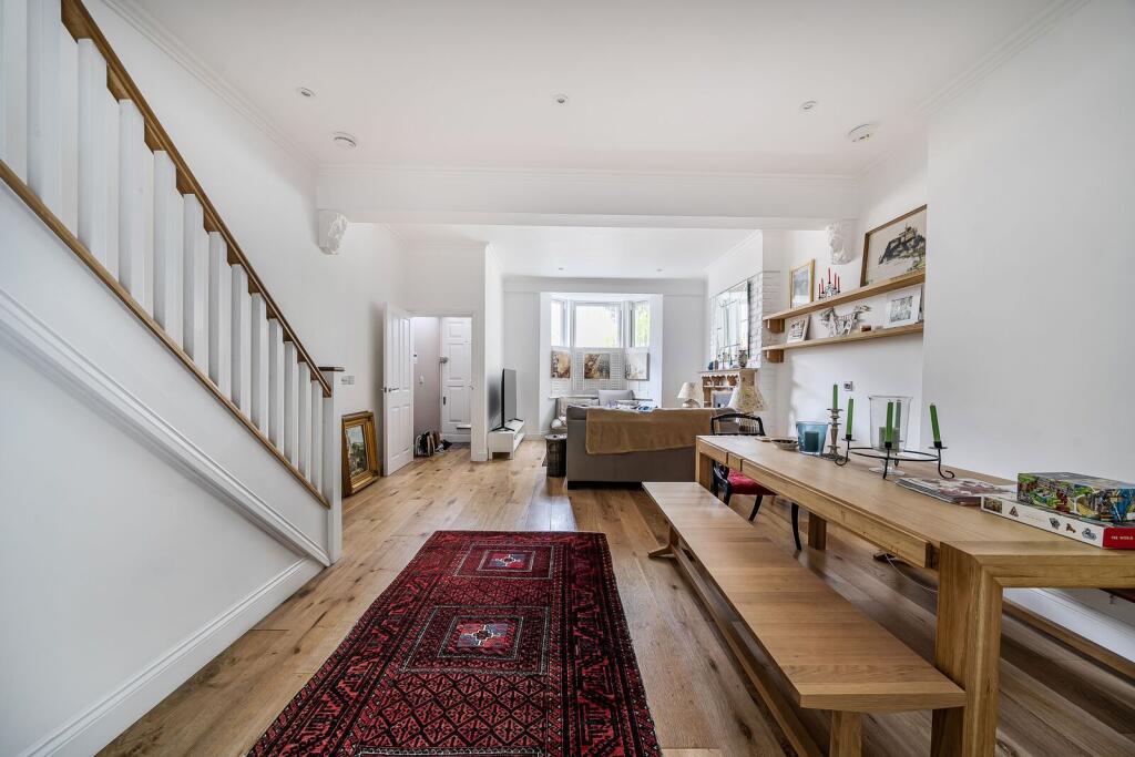 4 bedroom terraced house for rent
