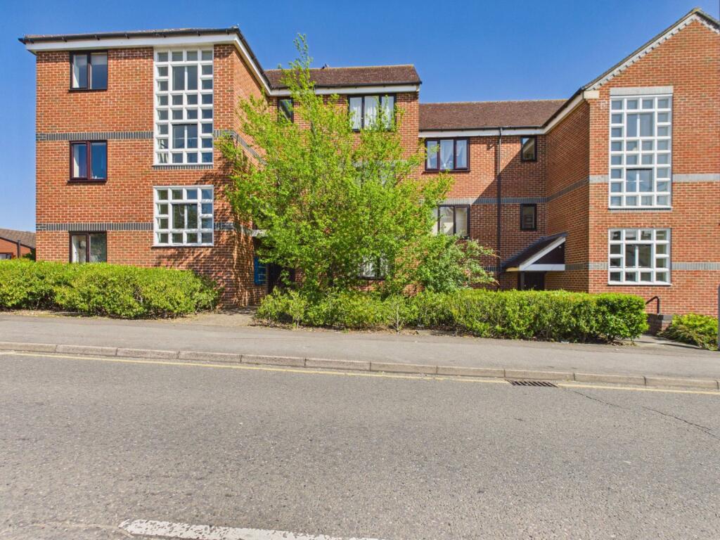 Main image of property: St. Laurence Way, Slough, Berkshire, SL1