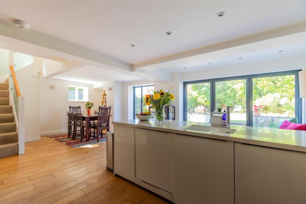 House in Cardiff - View 4