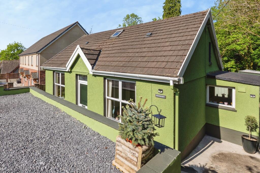 Main image of property: Mynachlog Road, Pontyberem, Llanelli, Carmarthenshire, SA15
