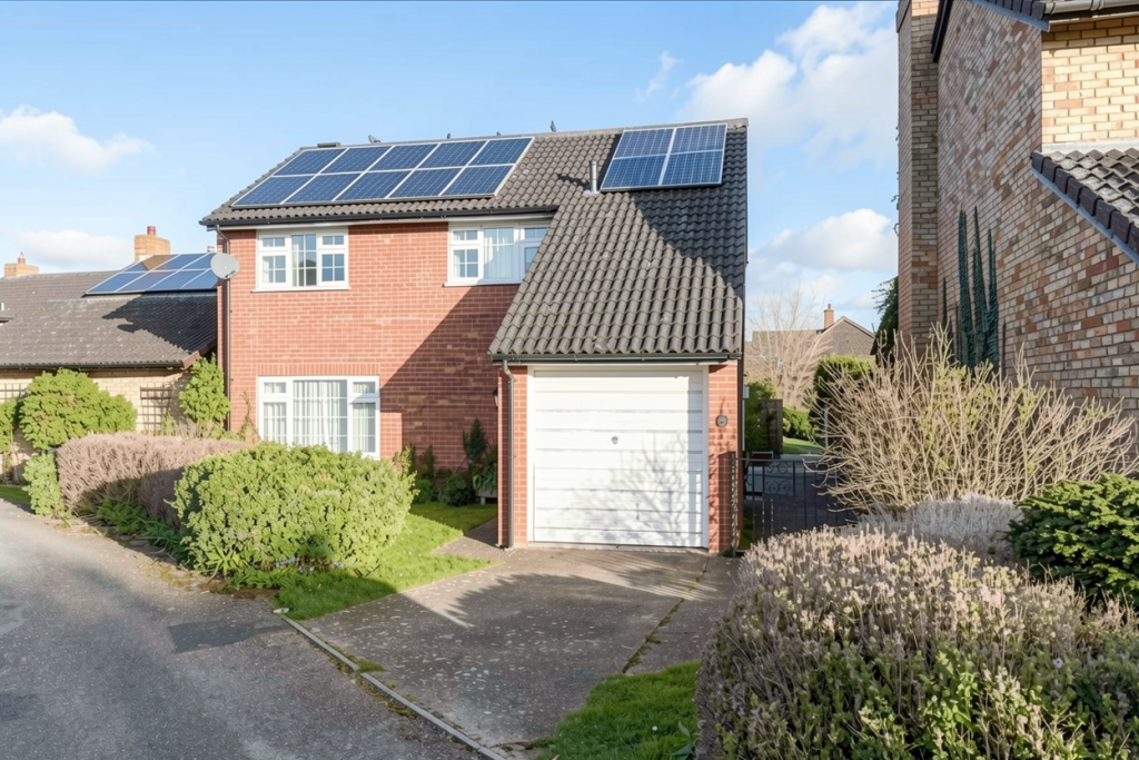 Main image of property: Marschefield, Stotfold, Hitchin, SG5
