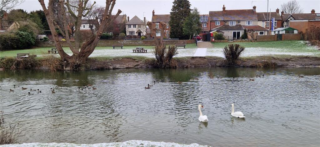 High Street, Clapham, Bedford, Bedfordshire, MK41 photo 4