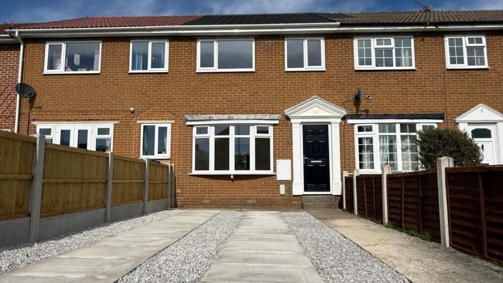 Main image of property: Elmsdale Close, South Elmsall, Pontefract