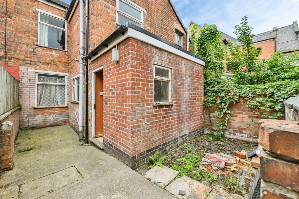 House in Nottingham - View 5